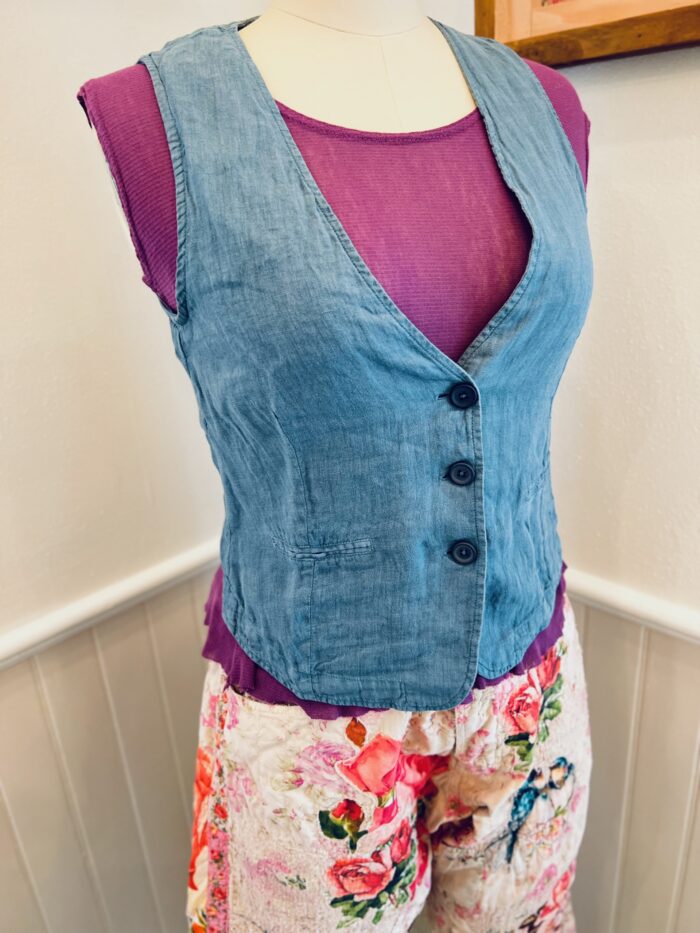 By Basics Linen Own Vest in Stormy Blue
