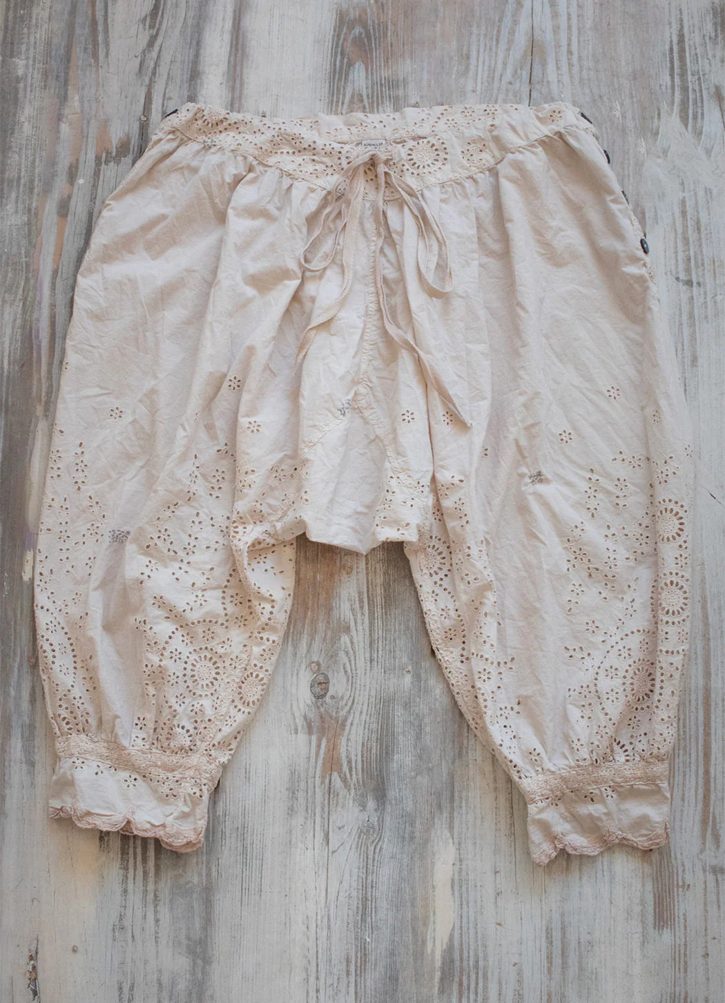 Magnolia Pearl European Cotton Eyelet Lucia Bloomers with Drawstring Laces in Moonlight Bloomers 199