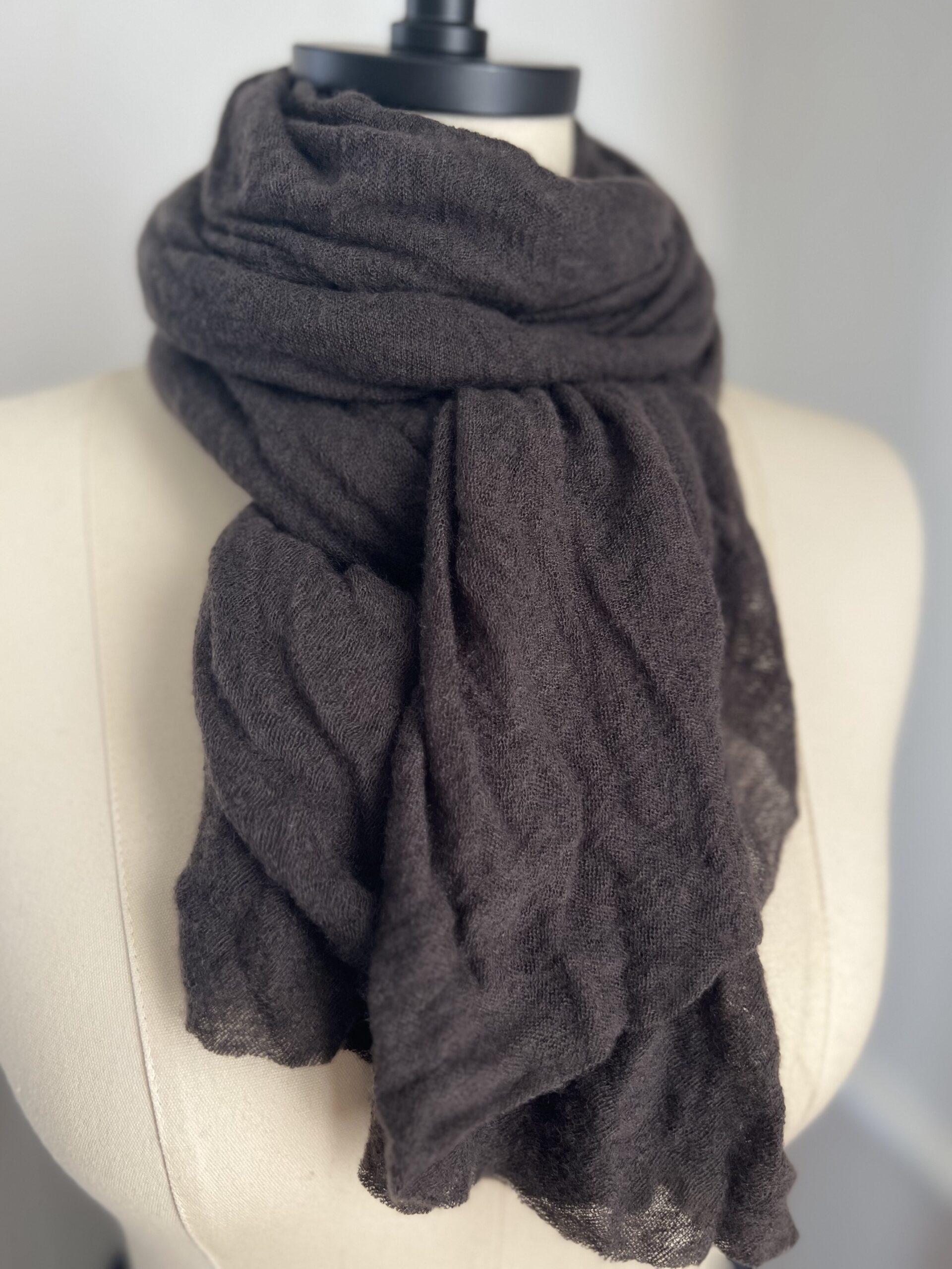 Botto Giuseppe 100% Cashmere Scarf in Chocolate