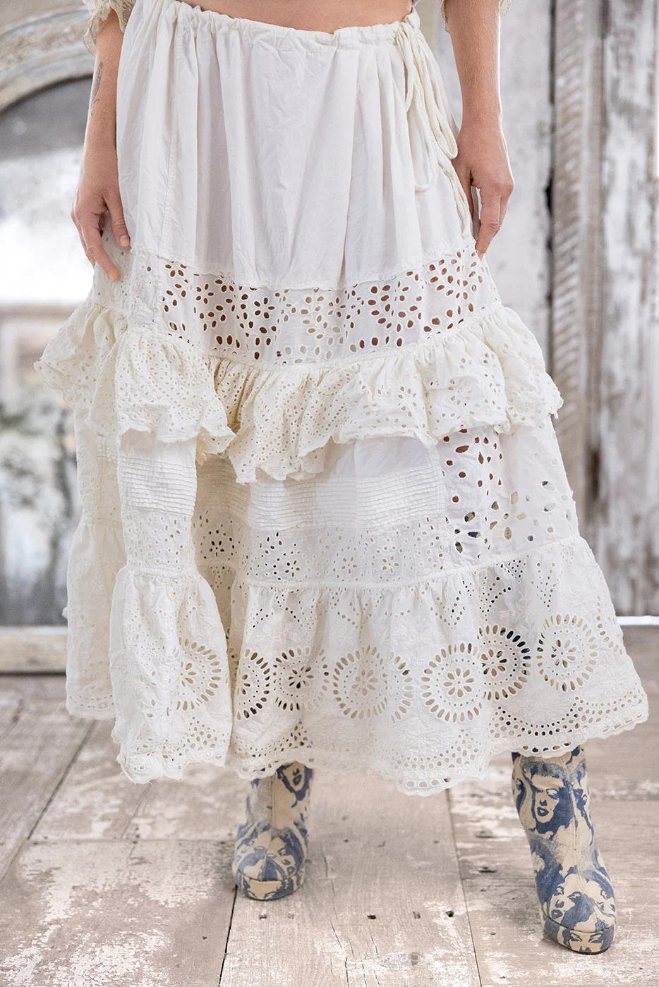 Magnolia Pearl European Cotton Eyelet Pissarro Skirt in True Skirt 197