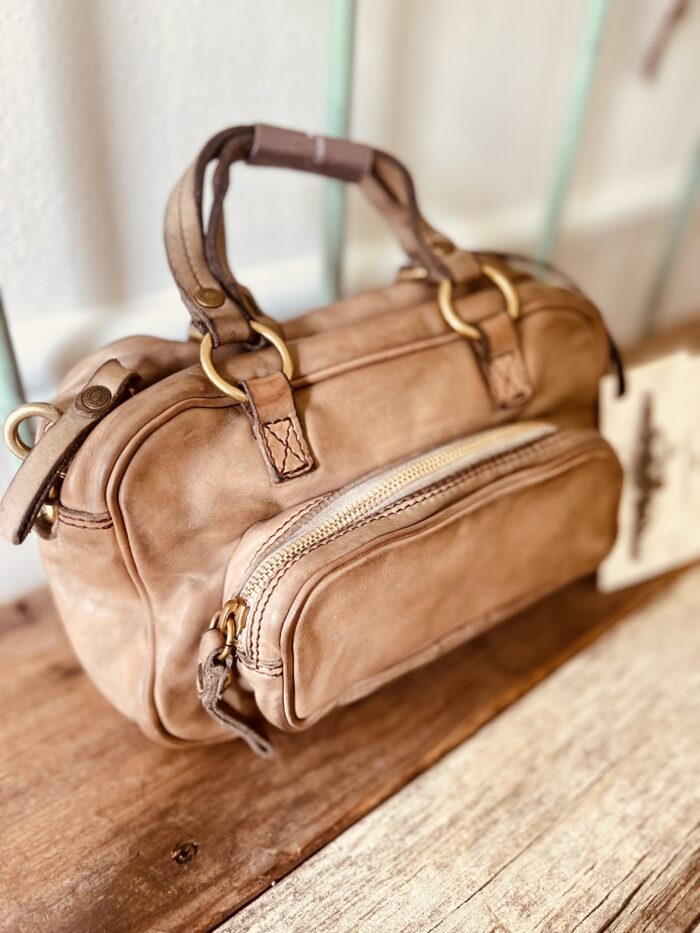 Campomaggi Italian Leather Bauletto Picoolo Vaccehetta Bowling Bag in Ghiaccio Item # C040042ND/X0001 /C0539 - Image 4