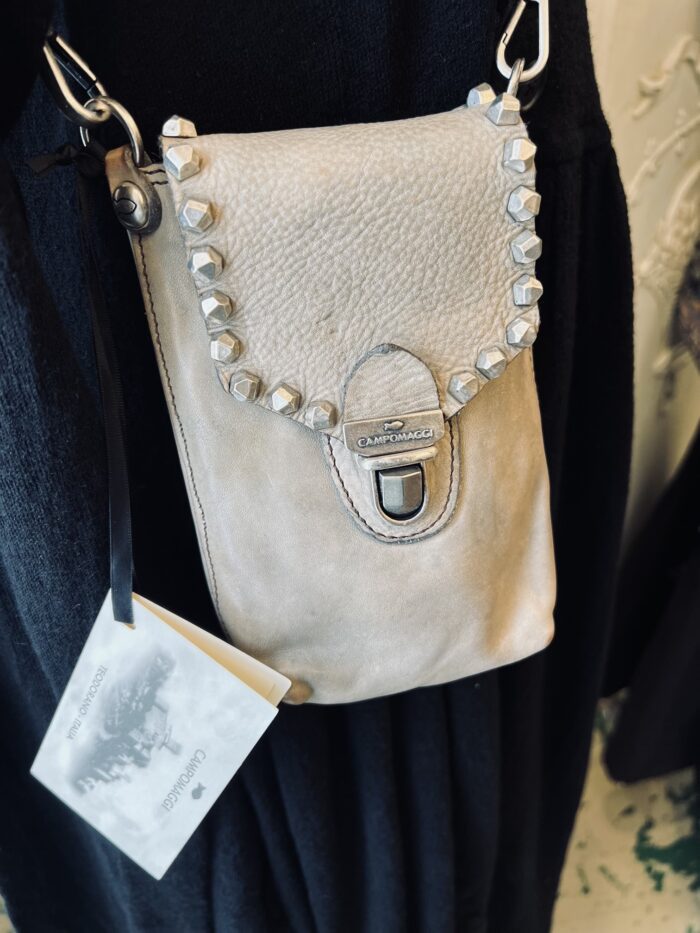 Campomaggi Leather Phone Case with MATERA STUDS in Ghiaccio Item C039570ND/X0548/C2505