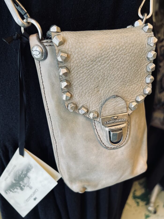 Campomaggi Leather Phone Case with MATERA STUDS in Ghiaccio Item C039570ND/X0548/C2505