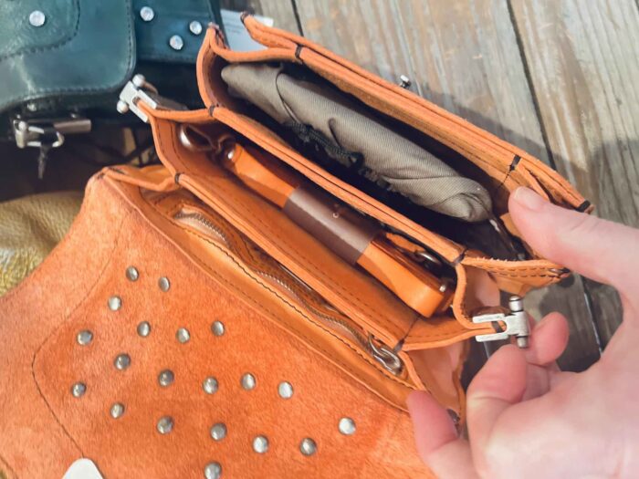 Campomaggi Italian Leather Agnese Cross Body Tracillina Piccola Vacchetta Strap with Trasp in Bottle Green Item # C016500ND/X2785/C2505 - Image 3