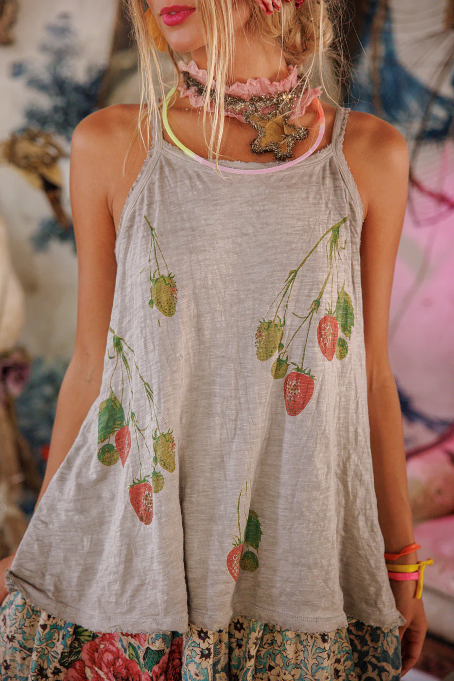 Magnolia Pearl Strawberry Lana Tank in Pebble Tank 426