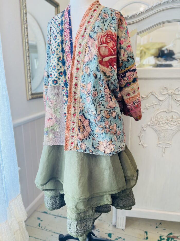 Magnolia Pearl European Cotton Quilted Julian Kimono with Floral Trim in Versailles Jacket 1065 - Image 7