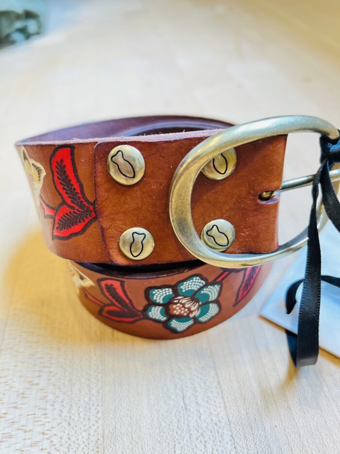 Campomaggi Italian Leather Belt in Cognac leather with Flower Decoration Belt C003850ND_X0079_C1502 - Image 4