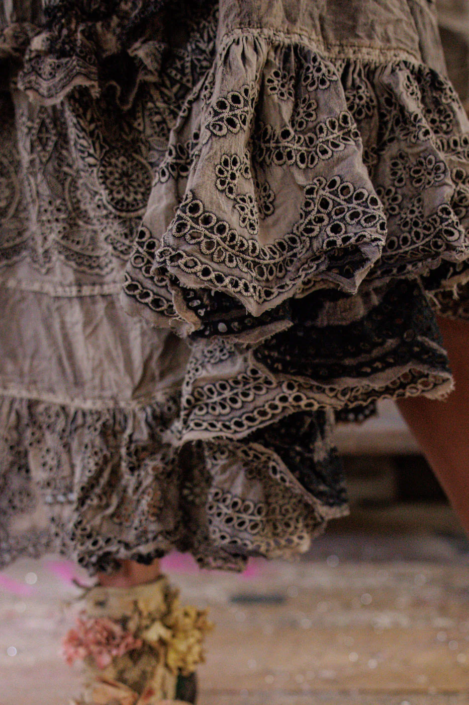 Magnolia Pearl European Cotton Eyelet Pissarro Skirt in Ozzy Skirt 244